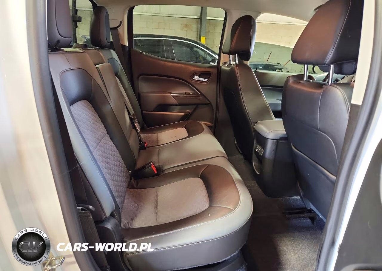 2020 Chevrolet Colorado Z71 VIN:1GCGTDEN2L1218117 - 10