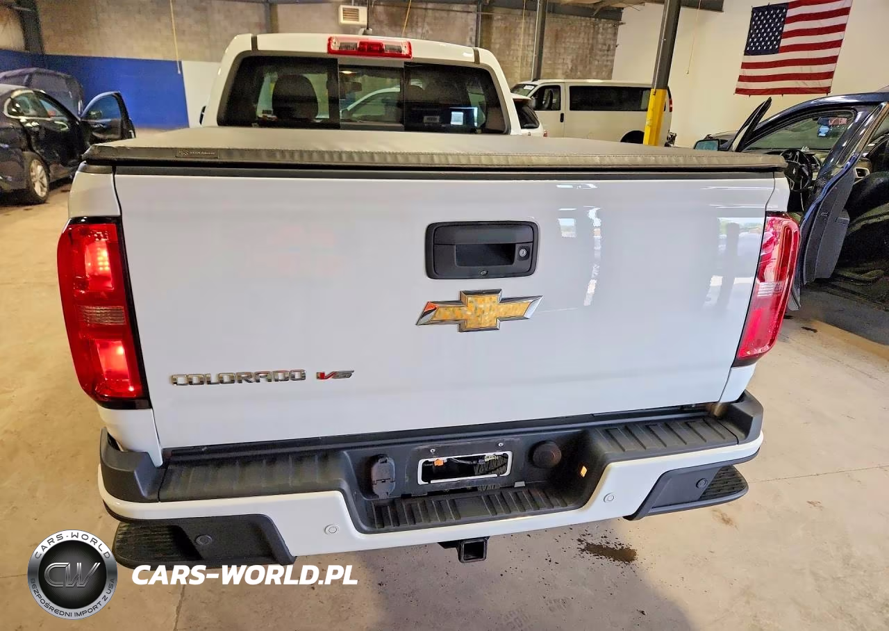 2020 Chevrolet Colorado Z71 VIN:1GCGTDEN2L1218117 - 6