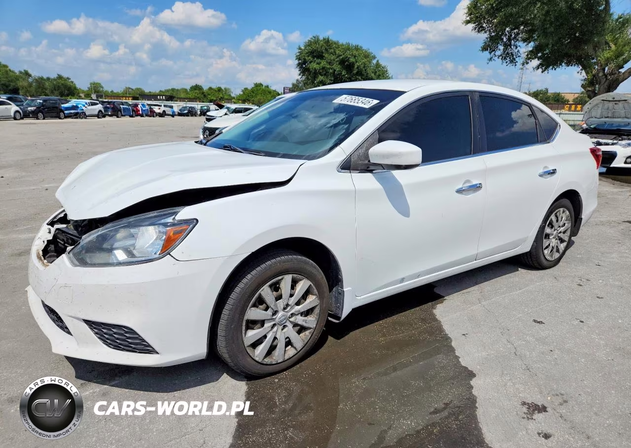 2017 Nissan Sentra S – zdjęcie 1 z 13