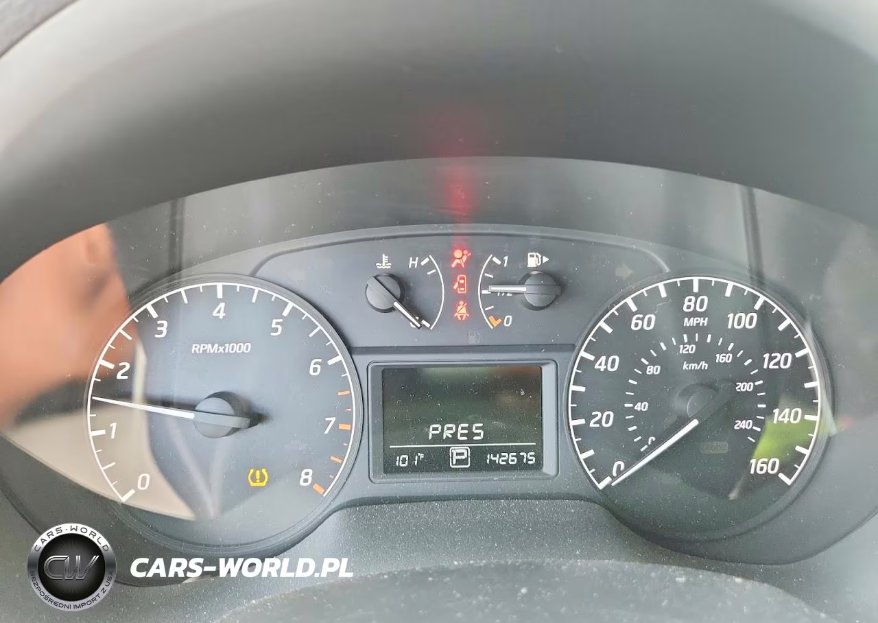 2017 Nissan Sentra S VIN:3N1AB7AP7HY390201 - 9