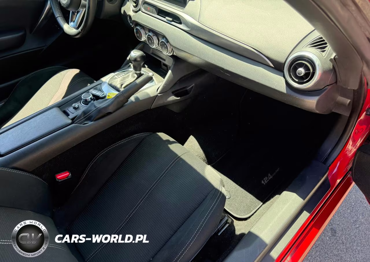2017 Fiat 124 Spider Classica VIN:JC1NFAEK9H0122868 - 6