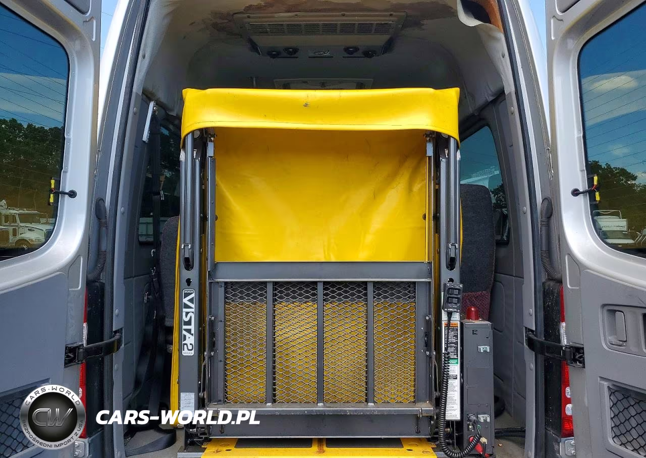 2012 Mercedes-Benz Sprinter 3500 VIN:WDAPF4CC2C5658276 - 10