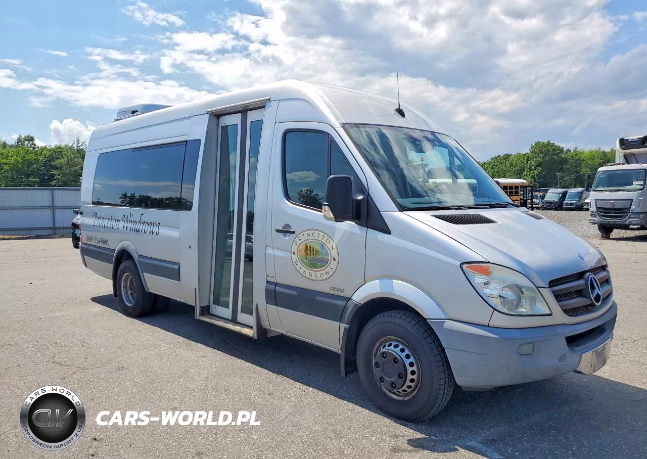 2012 Mercedes-Benz Sprinter 3500 VIN:WDAPF4CC2C5658276 - 4