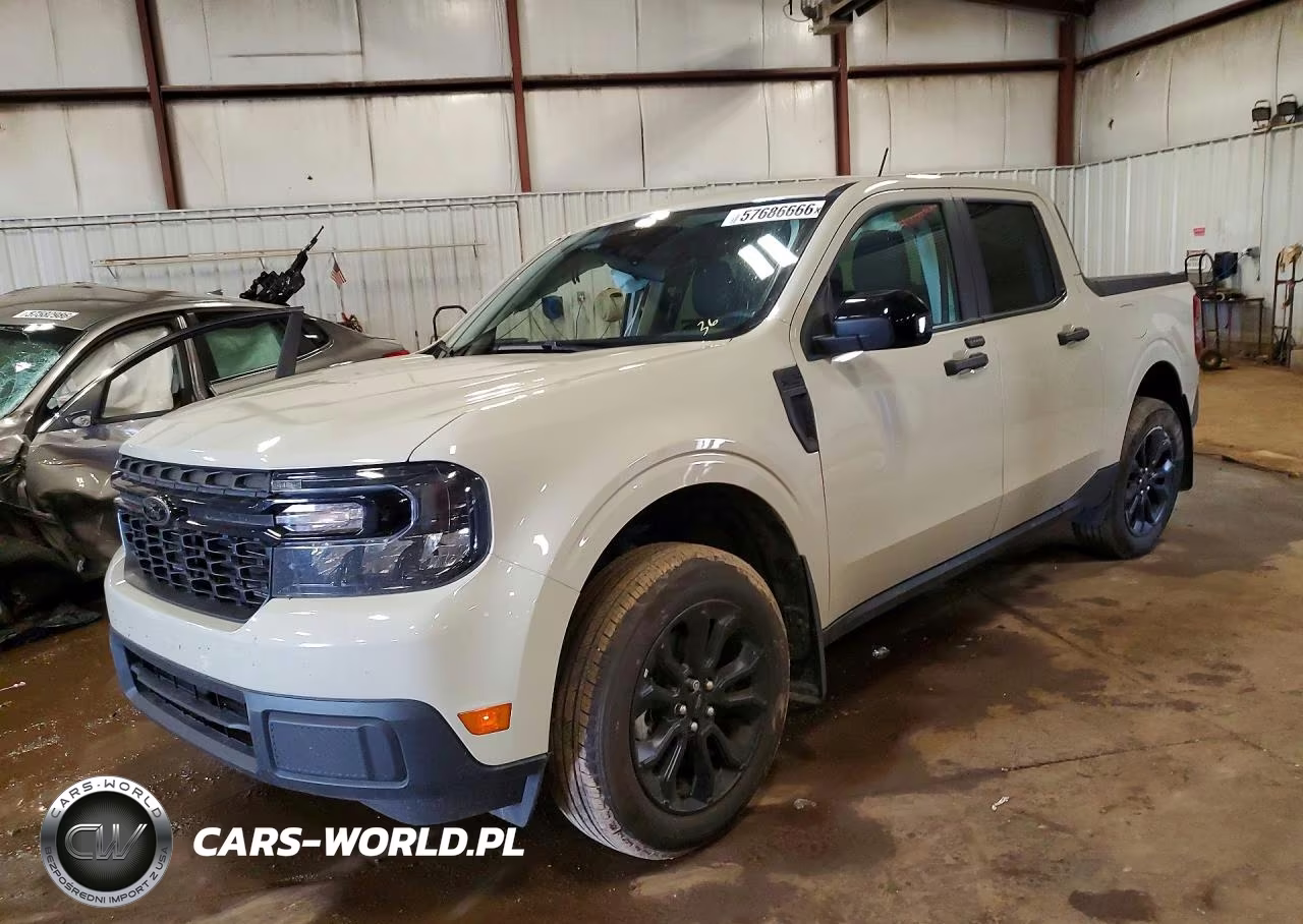 2024 Ford Maverick Xlt VIN:3FTTW8J92RRB66749 - 1