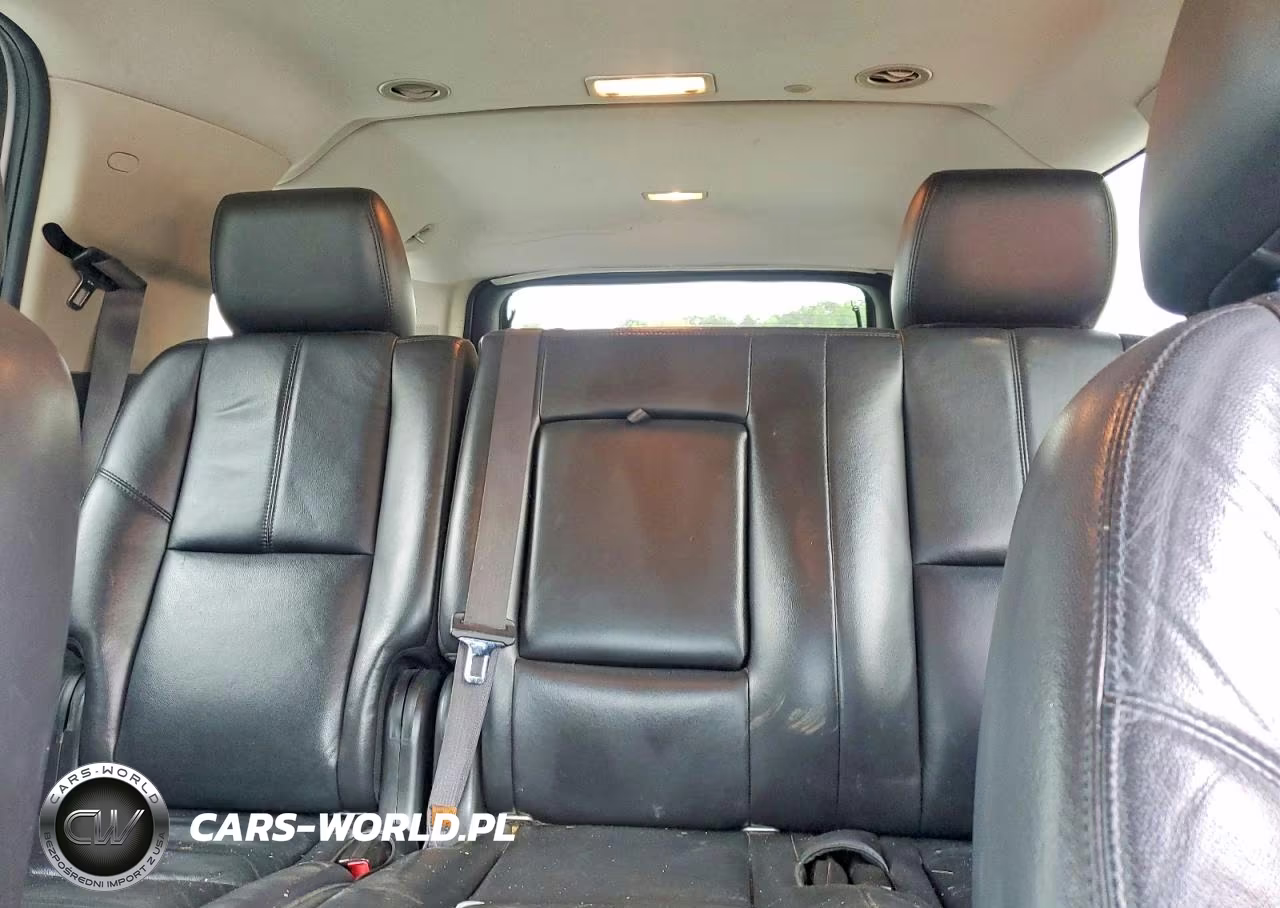 2011 Chevrolet Suburban C1500 Lt VIN:1GNSCJE00BR215804 - 10