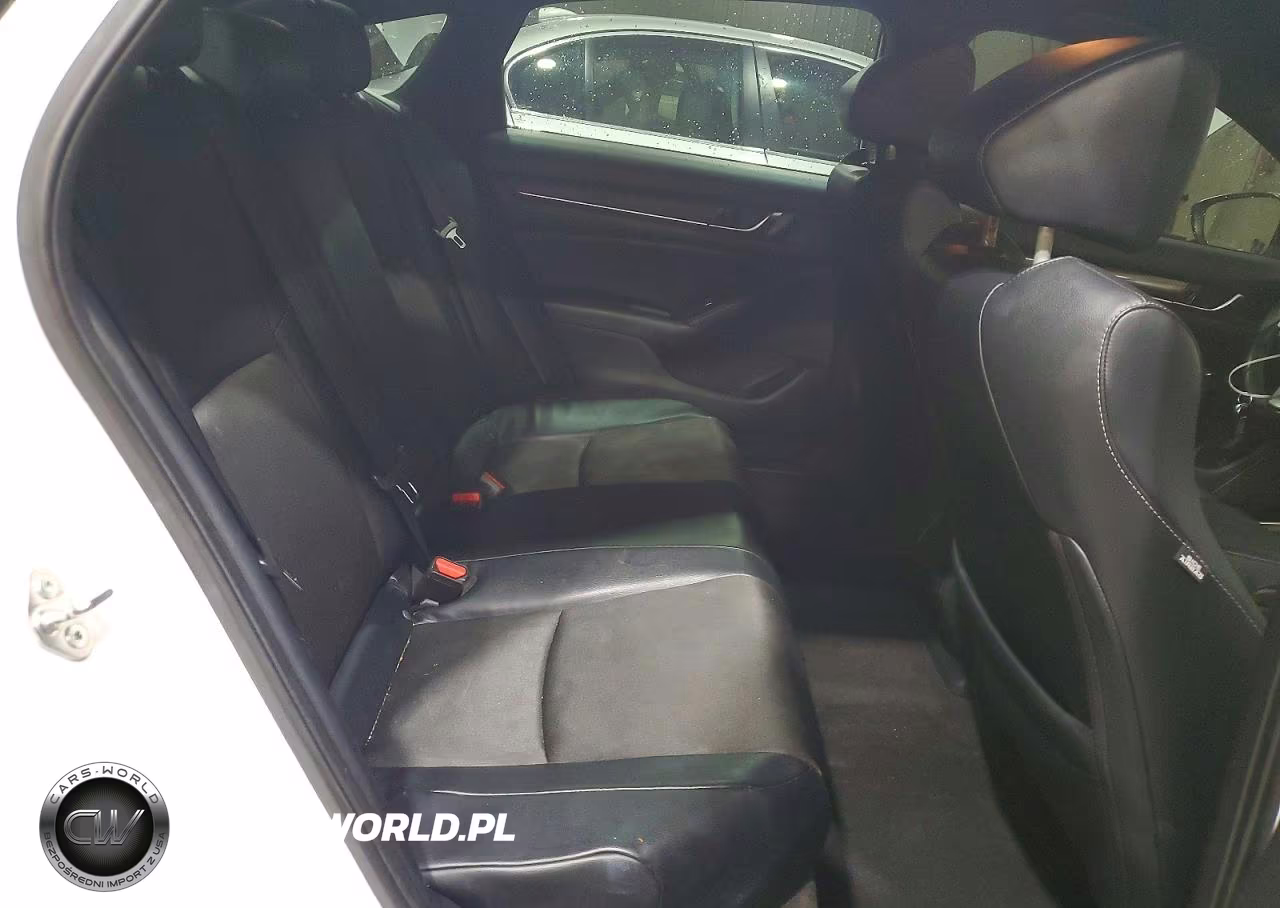 2018 Honda Accord Sport VIN:1HGCV1F32JA049588 - 10