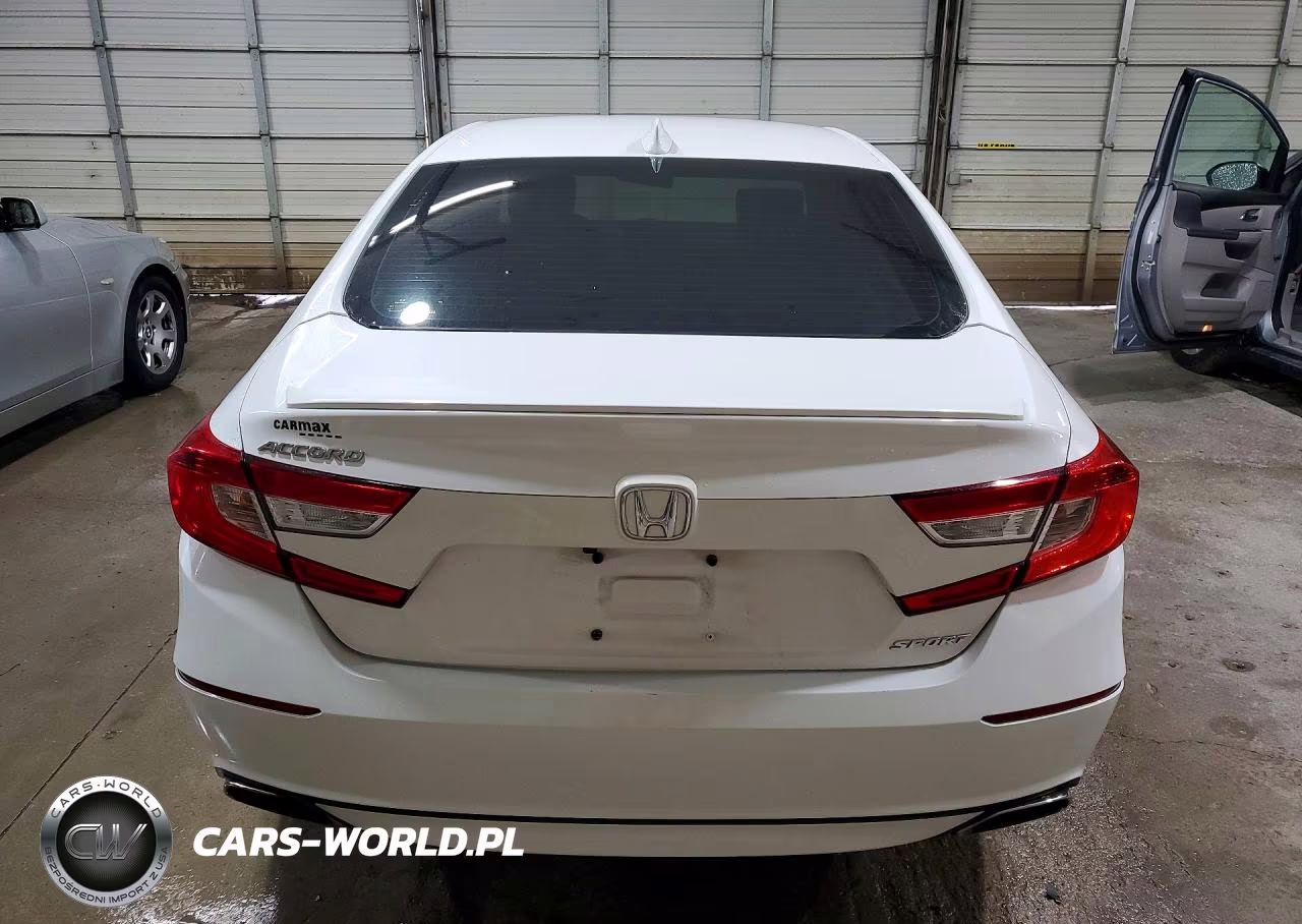 2018 Honda Accord Sport VIN:1HGCV1F32JA049588 - 6