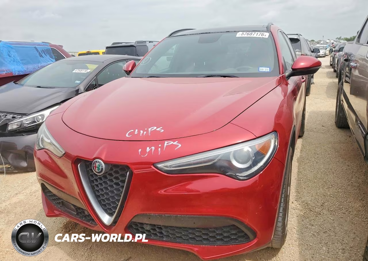 2018 Alfa Romeo Stelvio Ti Sport VIN:ZASFAKNN5J7B89056 - 5