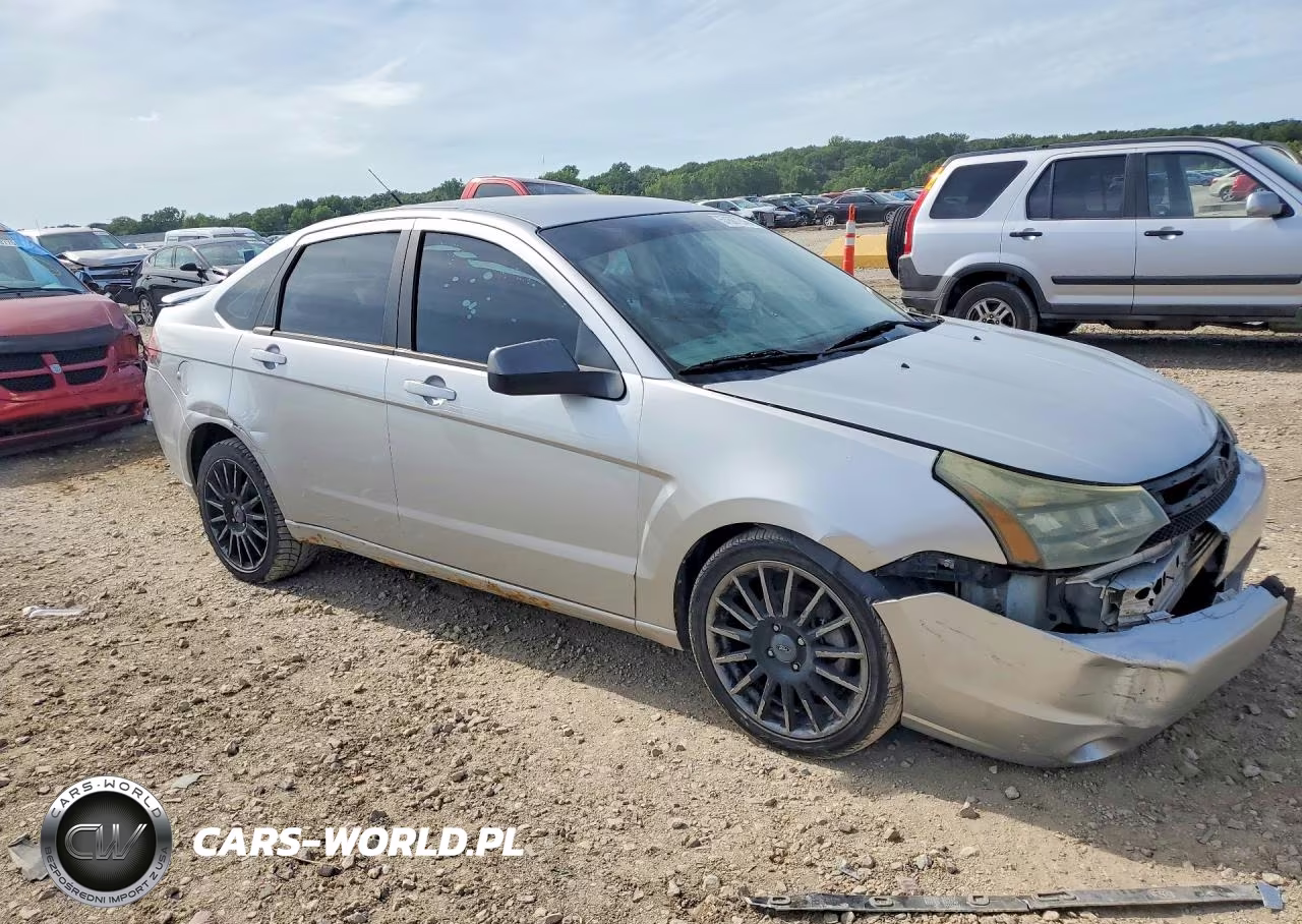 2010 Ford Focus S VIN:1FAHP3GN5AW134444 - 4