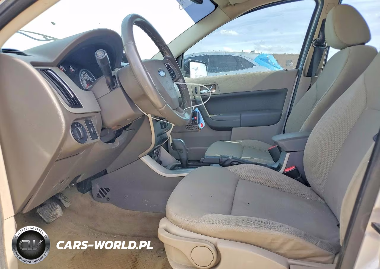2010 Ford Focus S VIN:1FAHP3GN5AW134444 - 7