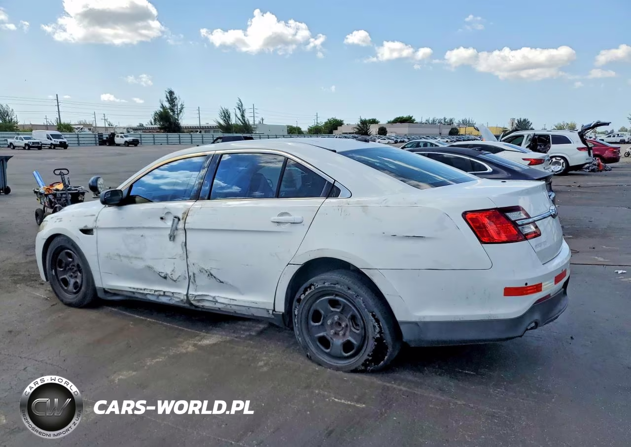 2015 Ford Taurus Police Interceptor VIN:1FAHP2L84FG149335 - 2