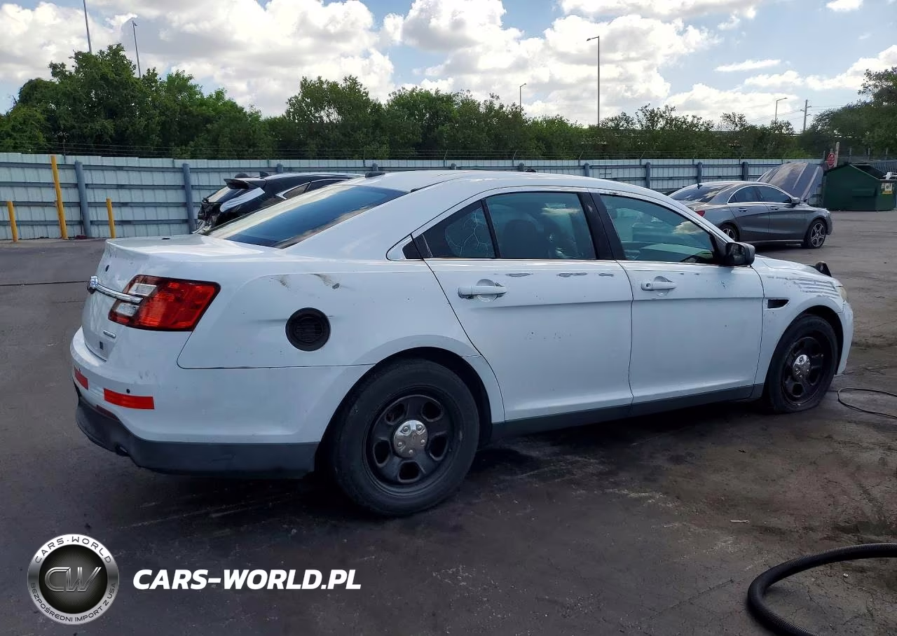 2015 Ford Taurus Police Interceptor VIN:1FAHP2L84FG149335 - 3