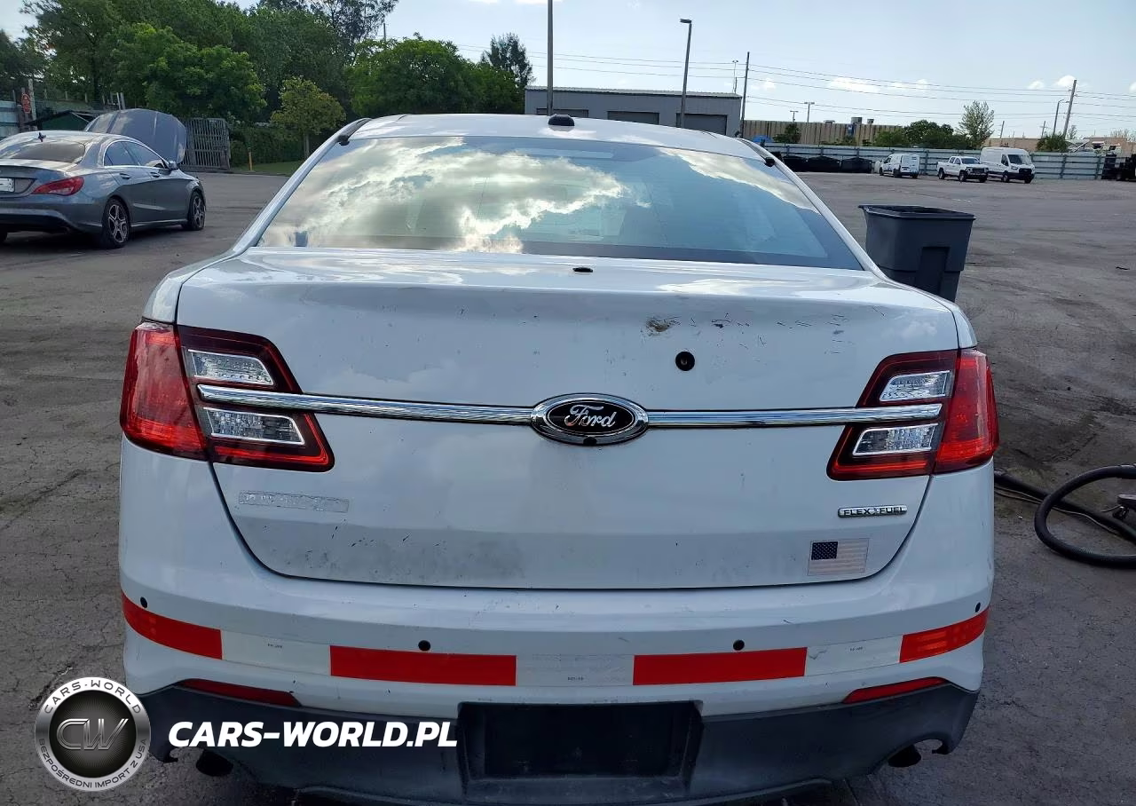 2015 Ford Taurus Police Interceptor VIN:1FAHP2L84FG149335 - 6