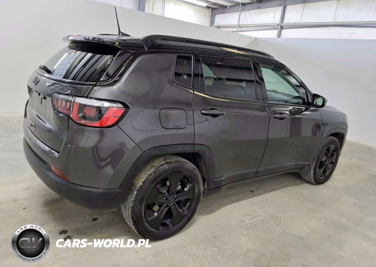 2020 Jeep Compass Latitude VIN:3C4NJCBB9LT118025 - 3