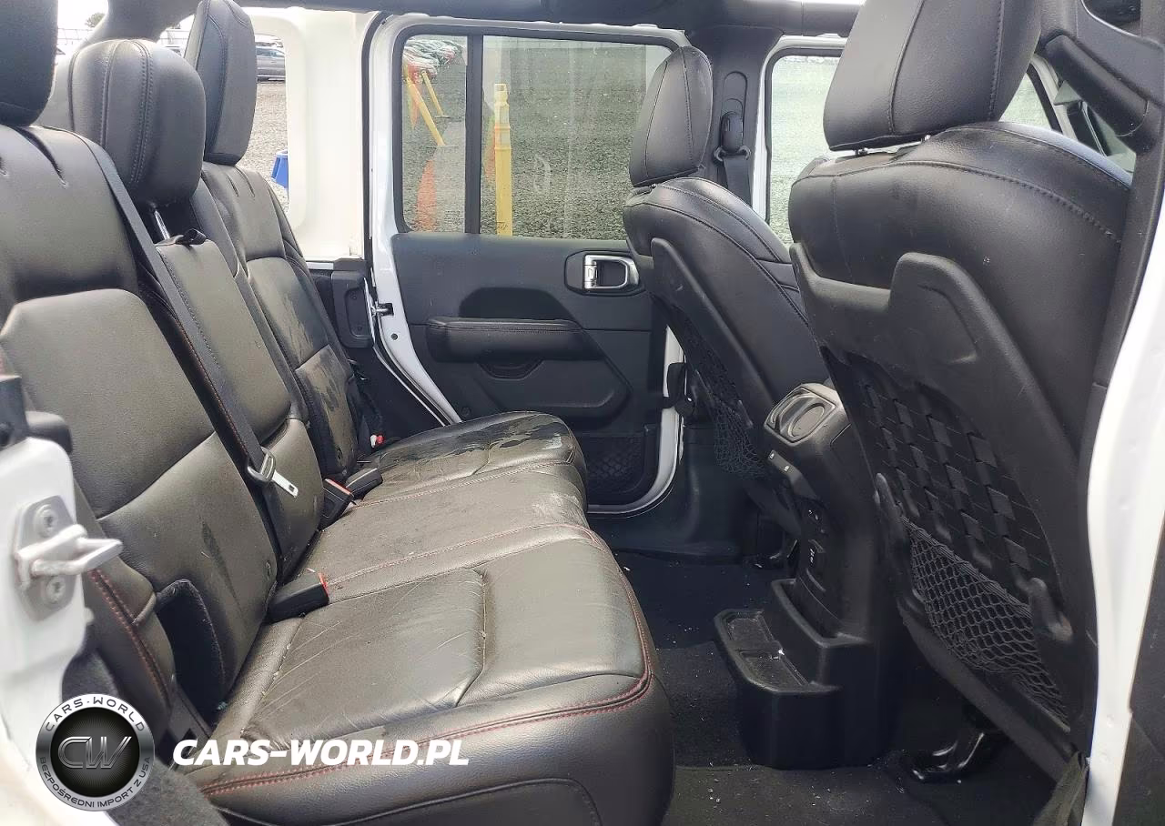 2018 Jeep Wrangler Unlimited Rubicon VIN:1C4HJXFGXJW106449 - 11