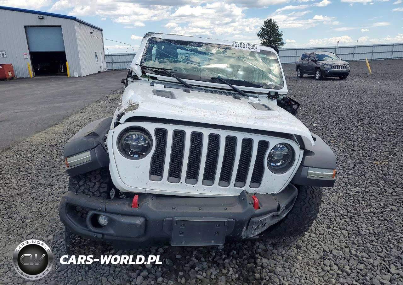 2018 Jeep Wrangler Unlimited Rubicon VIN:1C4HJXFGXJW106449 - 5