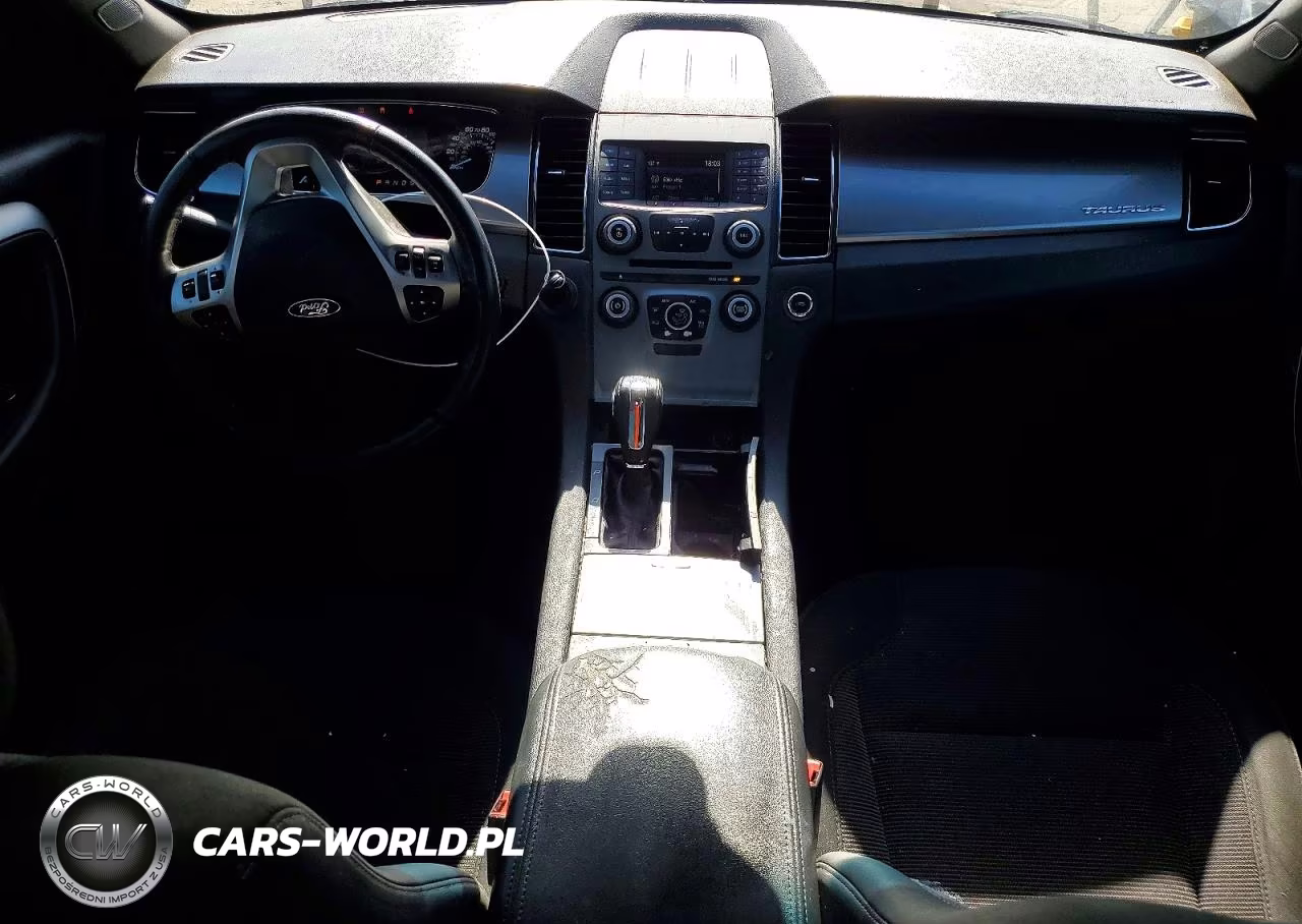 2016 Ford Taurus Sel VIN:1FAHP2E91GG119233 - 8