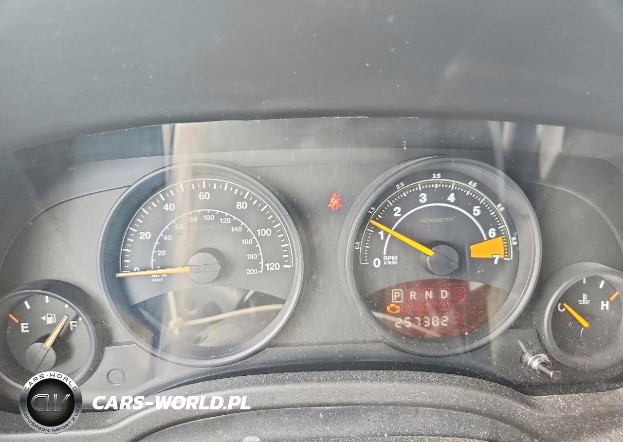 2015 Jeep Patriot Sport VIN:1C4NJRBB1FD135673 - 9
