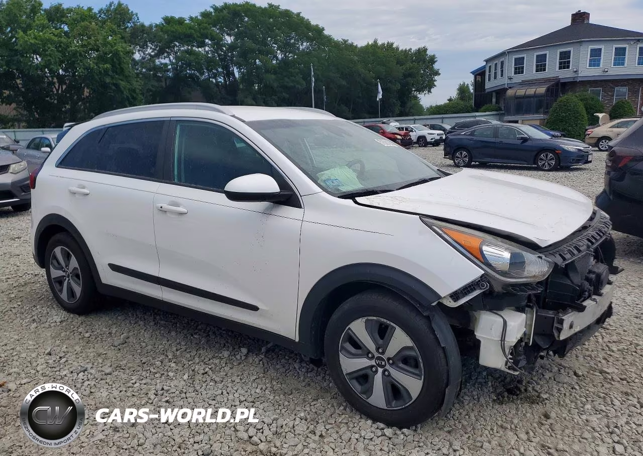 2018 Kia Niro Lx VIN:KNDCB3LC7J5108943 - 4