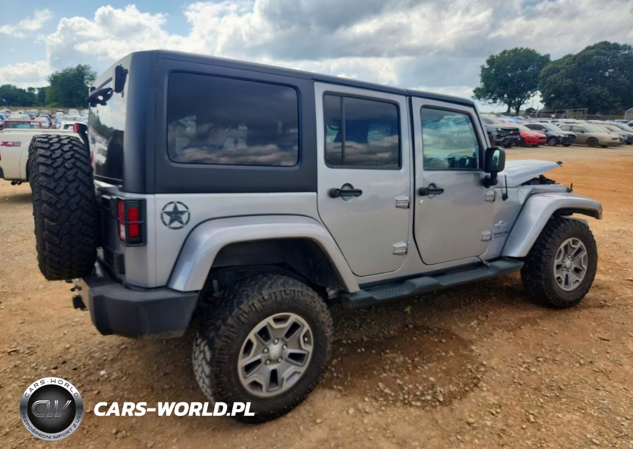2013 Jeep Wranger VIN:1C4BJWDGXDL564601 - 3