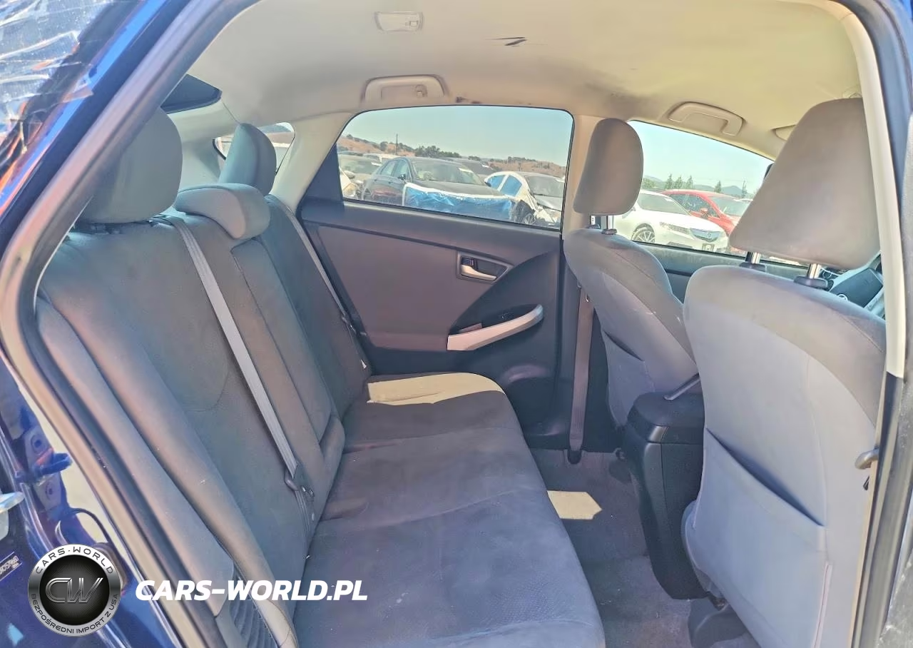 2012 Toyota Prius Two VIN:JTDKN3DU9C1579660 - 11