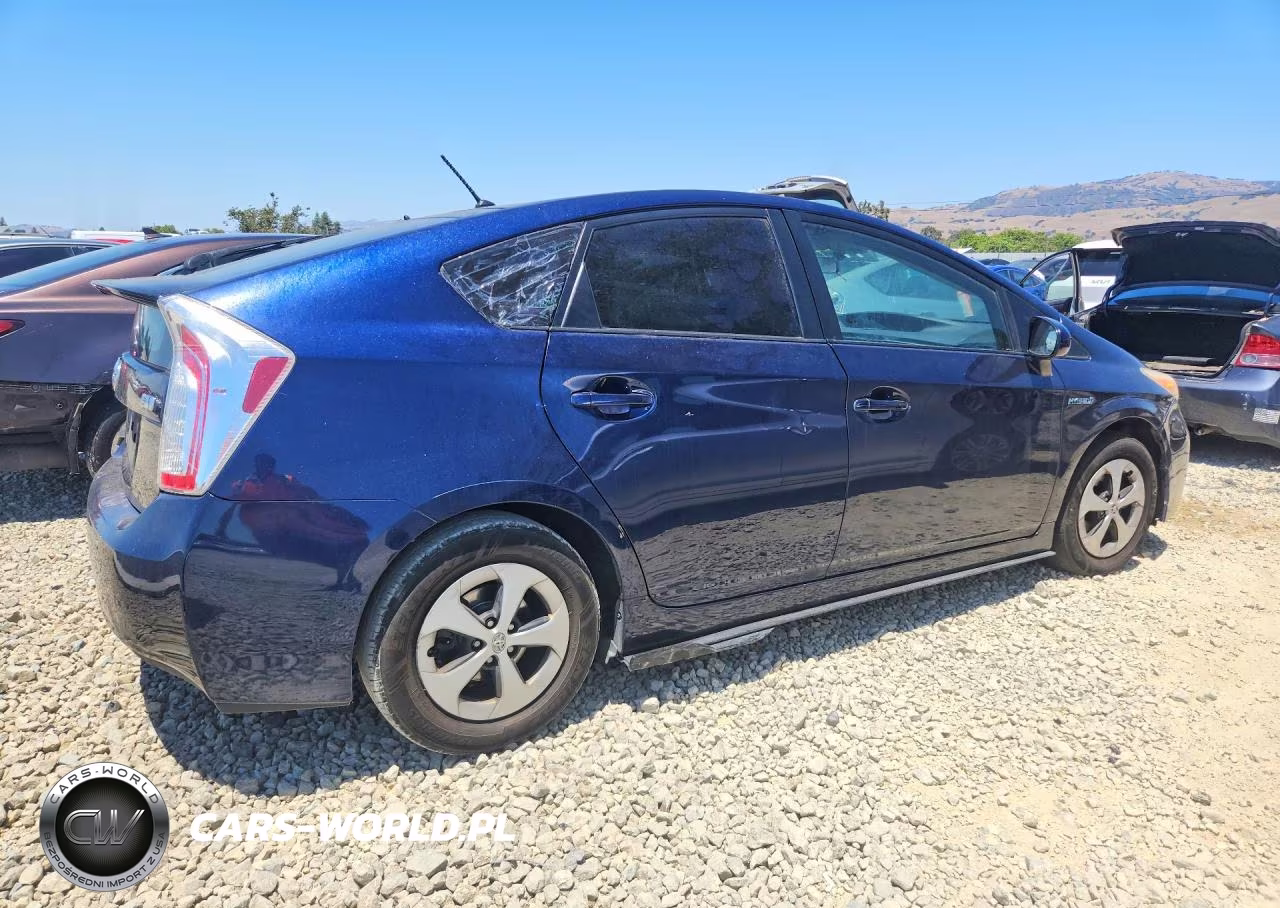 2012 Toyota Prius Two VIN:JTDKN3DU9C1579660 - 3