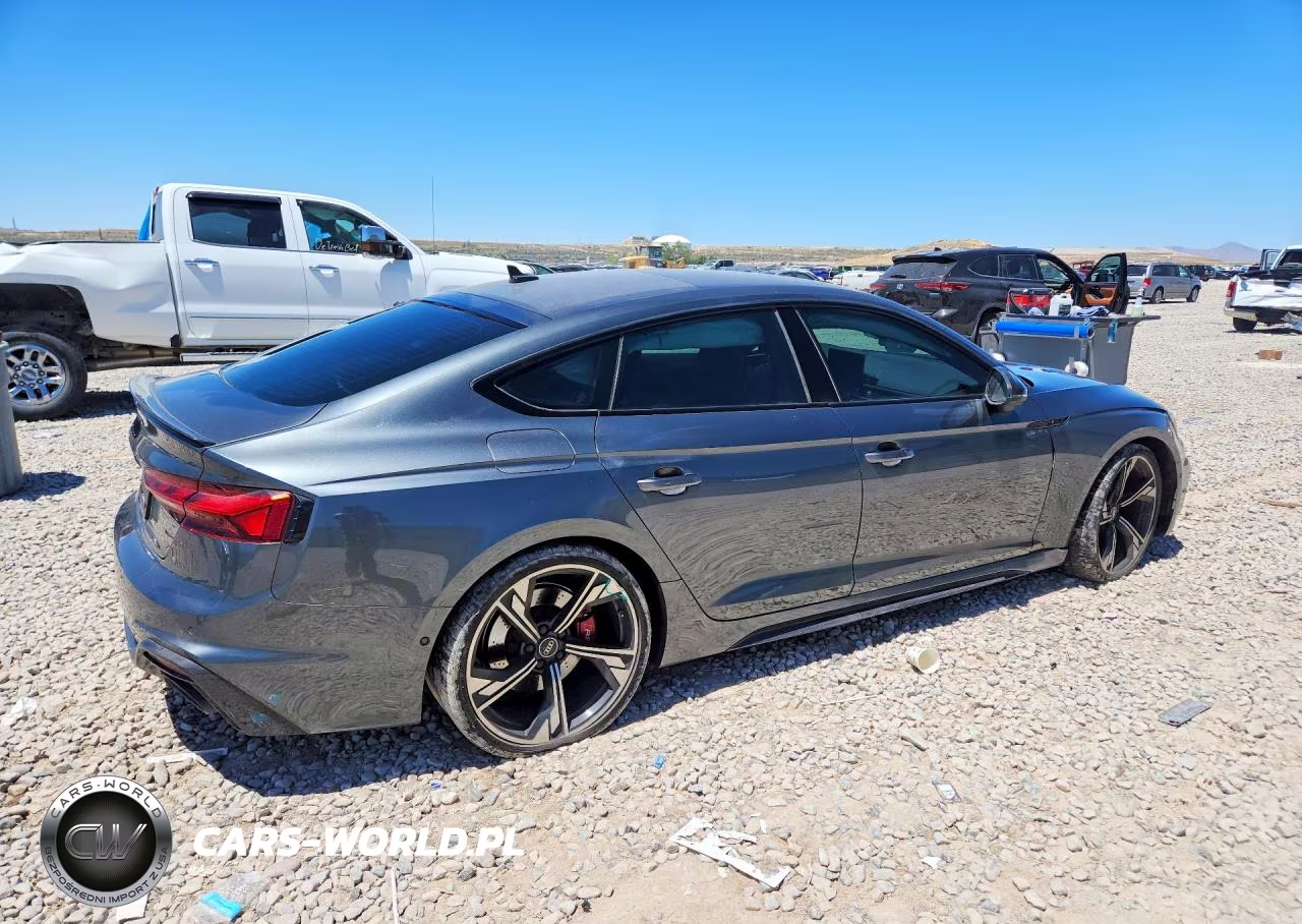 2023 Audi Rs5 VIN:WUAAWCF50PA901268 - 3