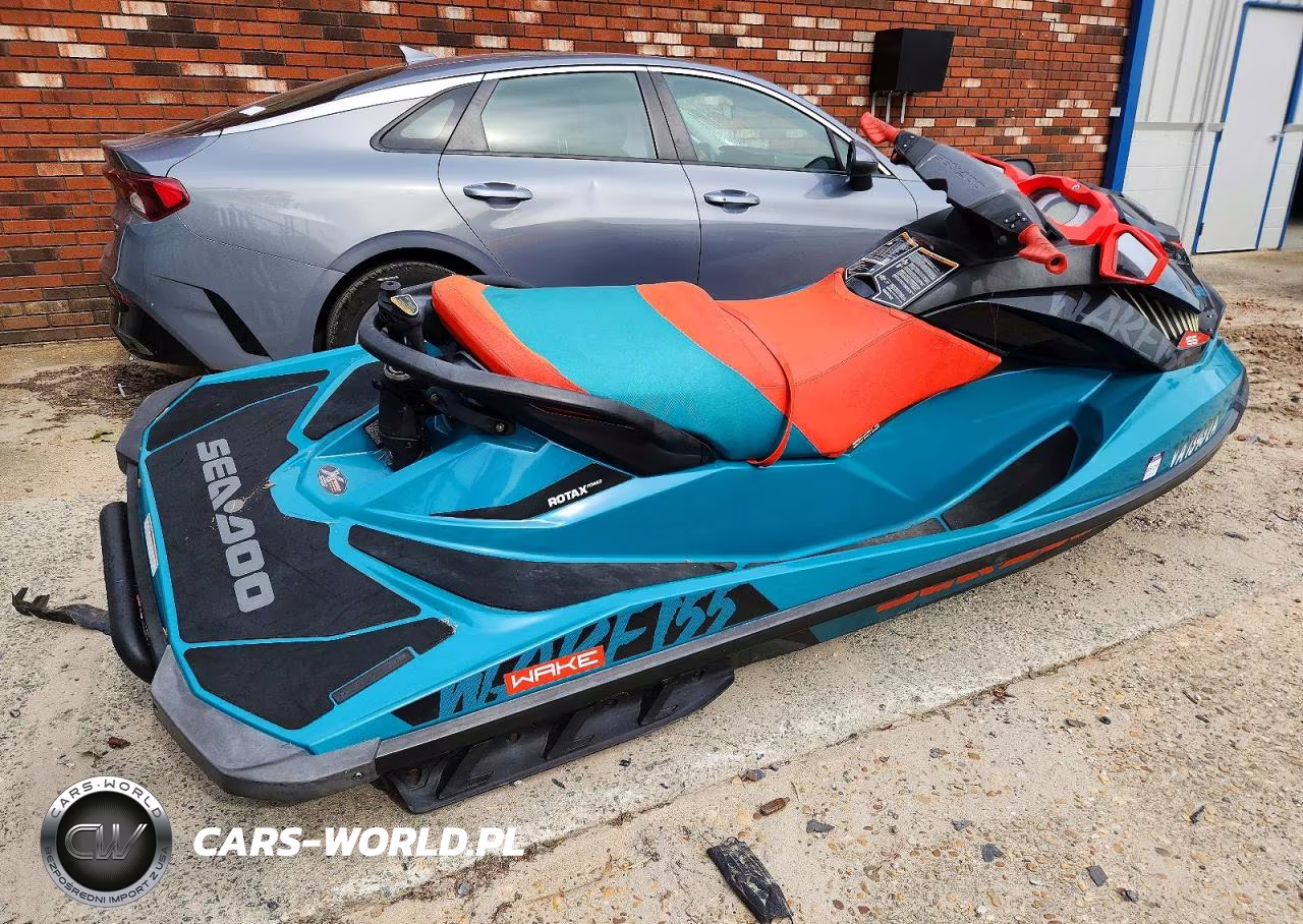 2019 Seadoo Wake 155 VIN:YDV49637C919 - 4