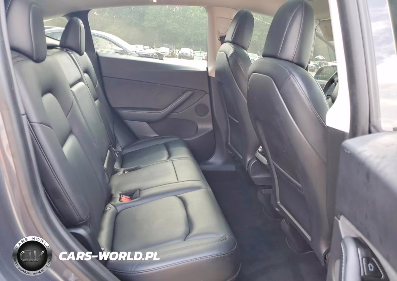 2021 Tesla Model Y VIN:5YJYGDEDXMF112992 - 11