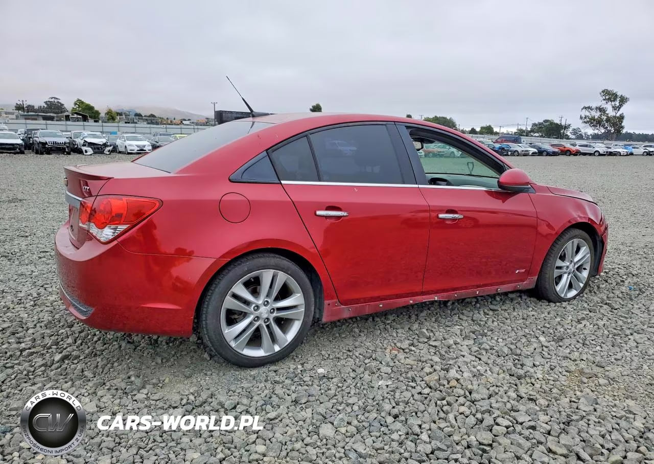 2013 Chevrolet Cruze Ltz VIN:1G1PG5SB2D7152910 - 3