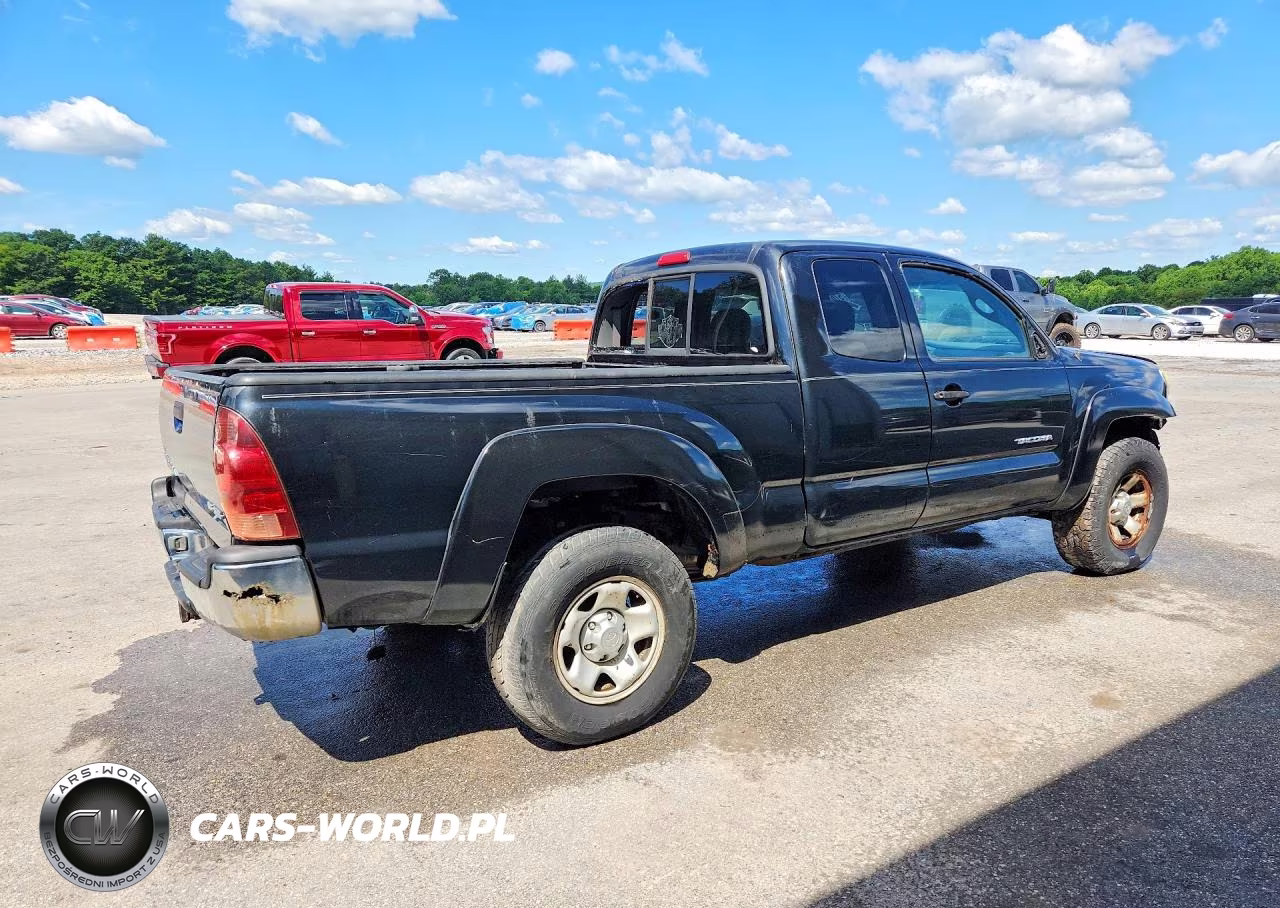 2005 Toyota Tacoma Access Cab VIN:5TEUX42N75Z113254 - 3
