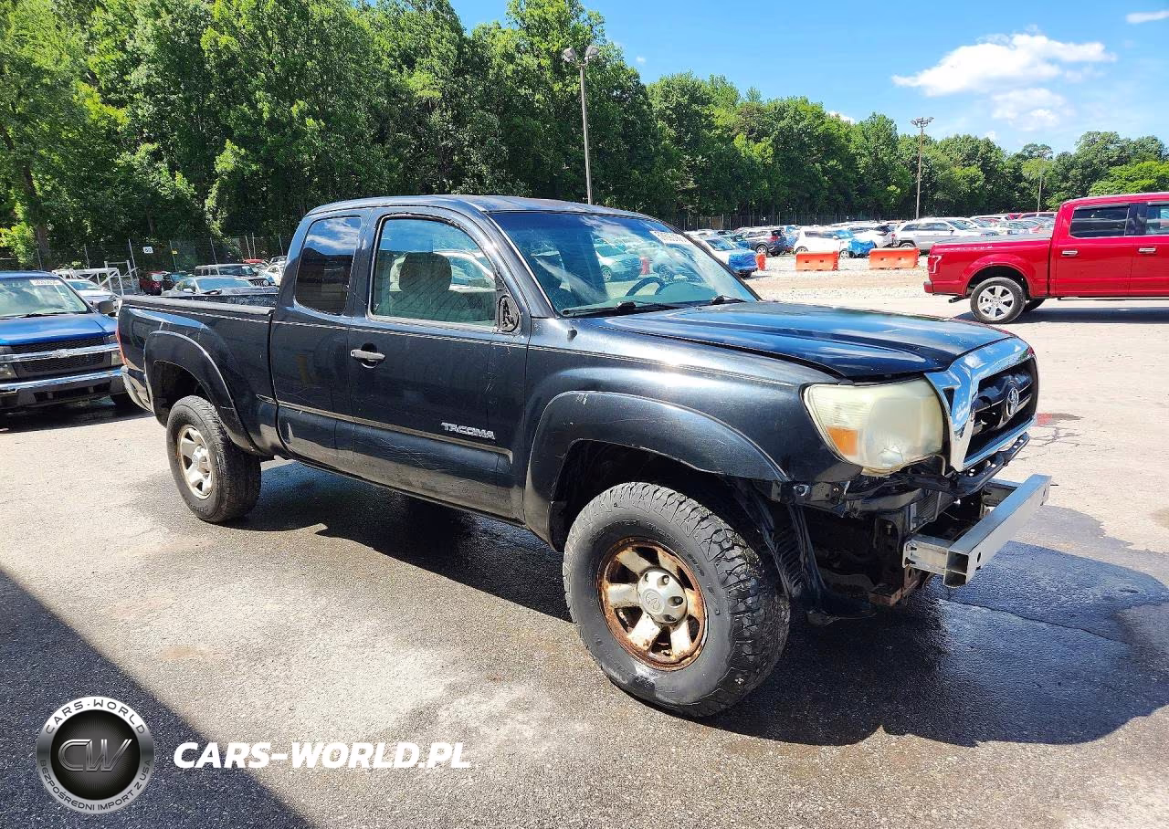 2005 Toyota Tacoma Access Cab VIN:5TEUX42N75Z113254 - 4