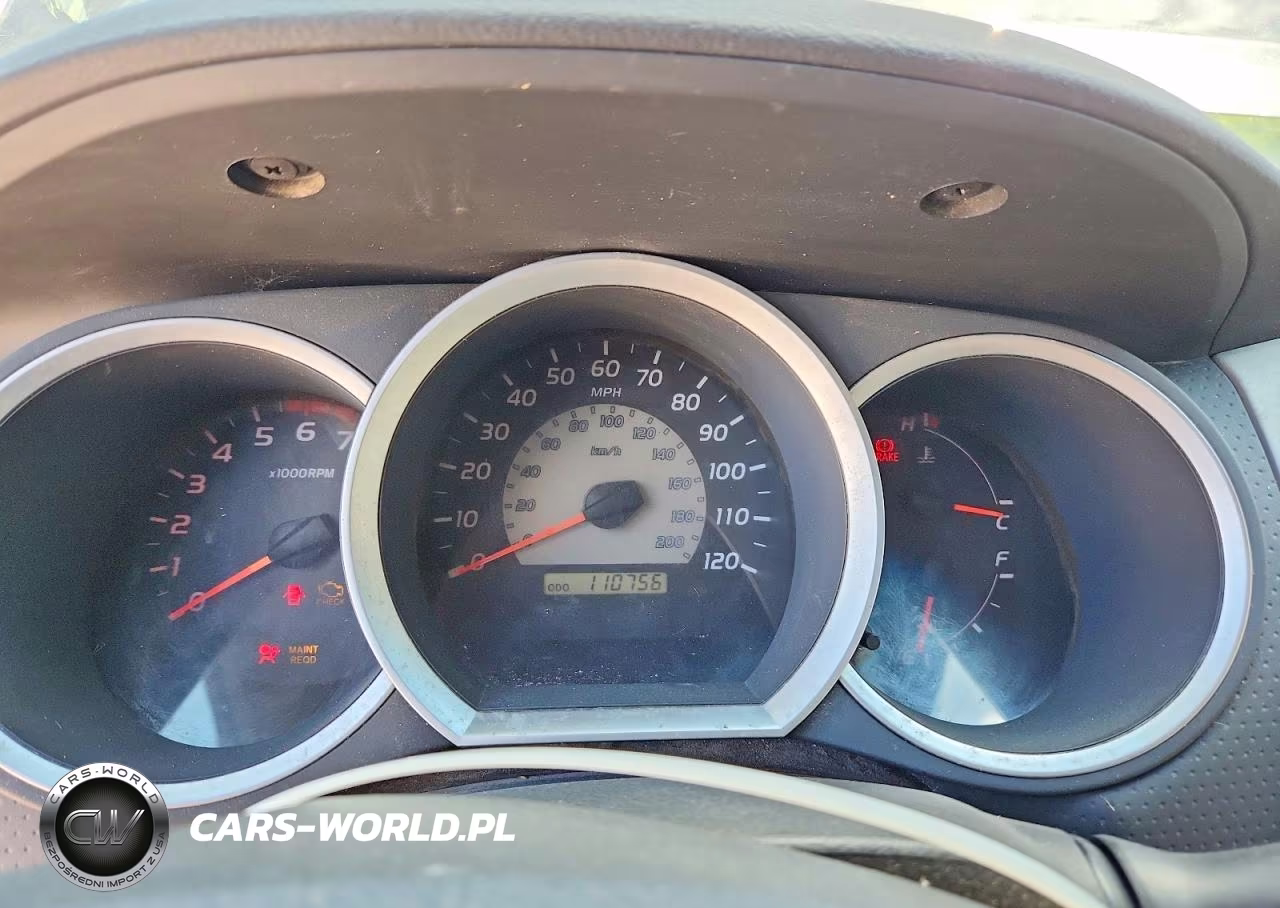 2005 Toyota Tacoma Access Cab VIN:5TEUX42N75Z113254 - 9