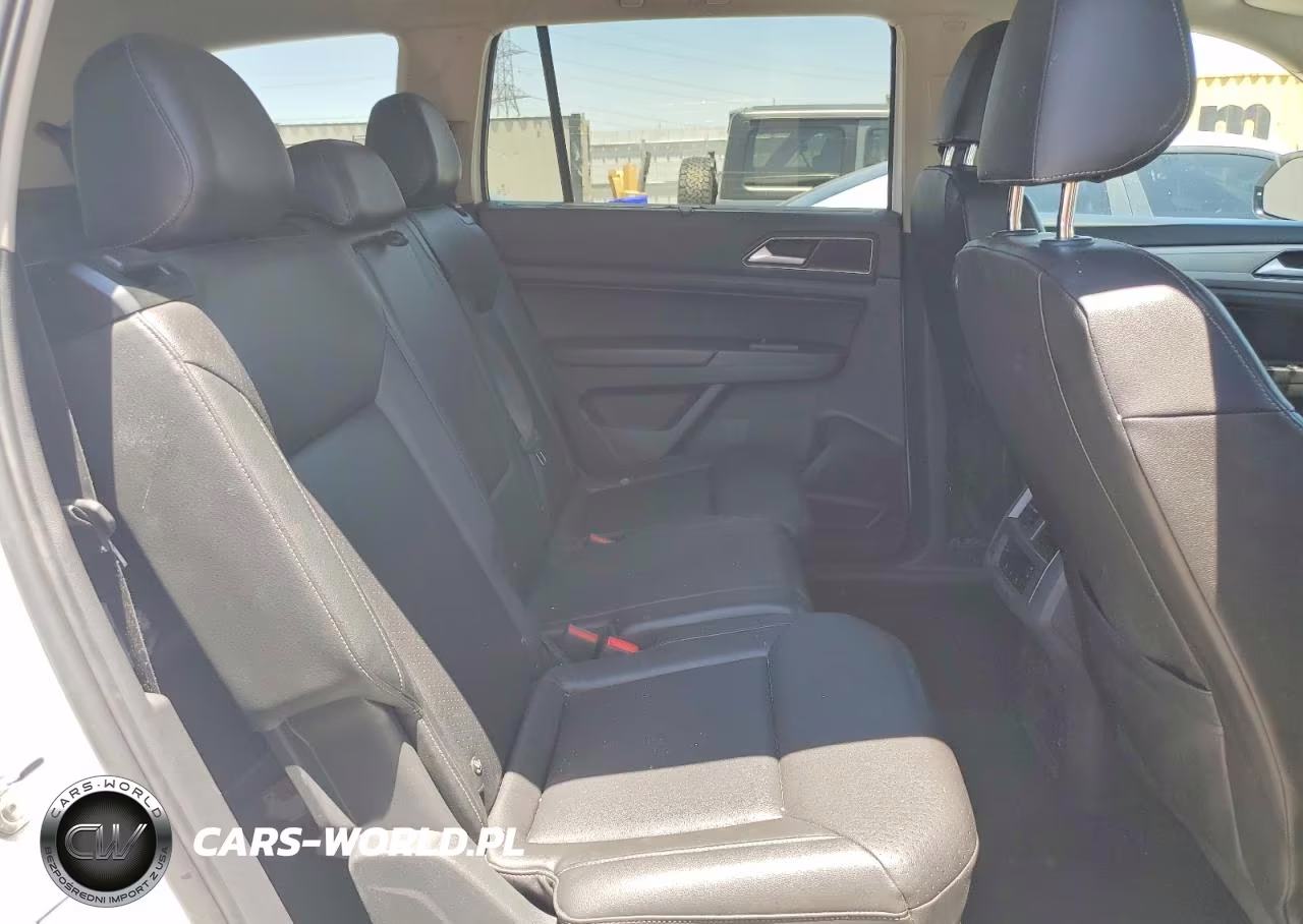 2018 Volkswagen Atlas Se VIN:1V2CR2CA1JC564984 - 11