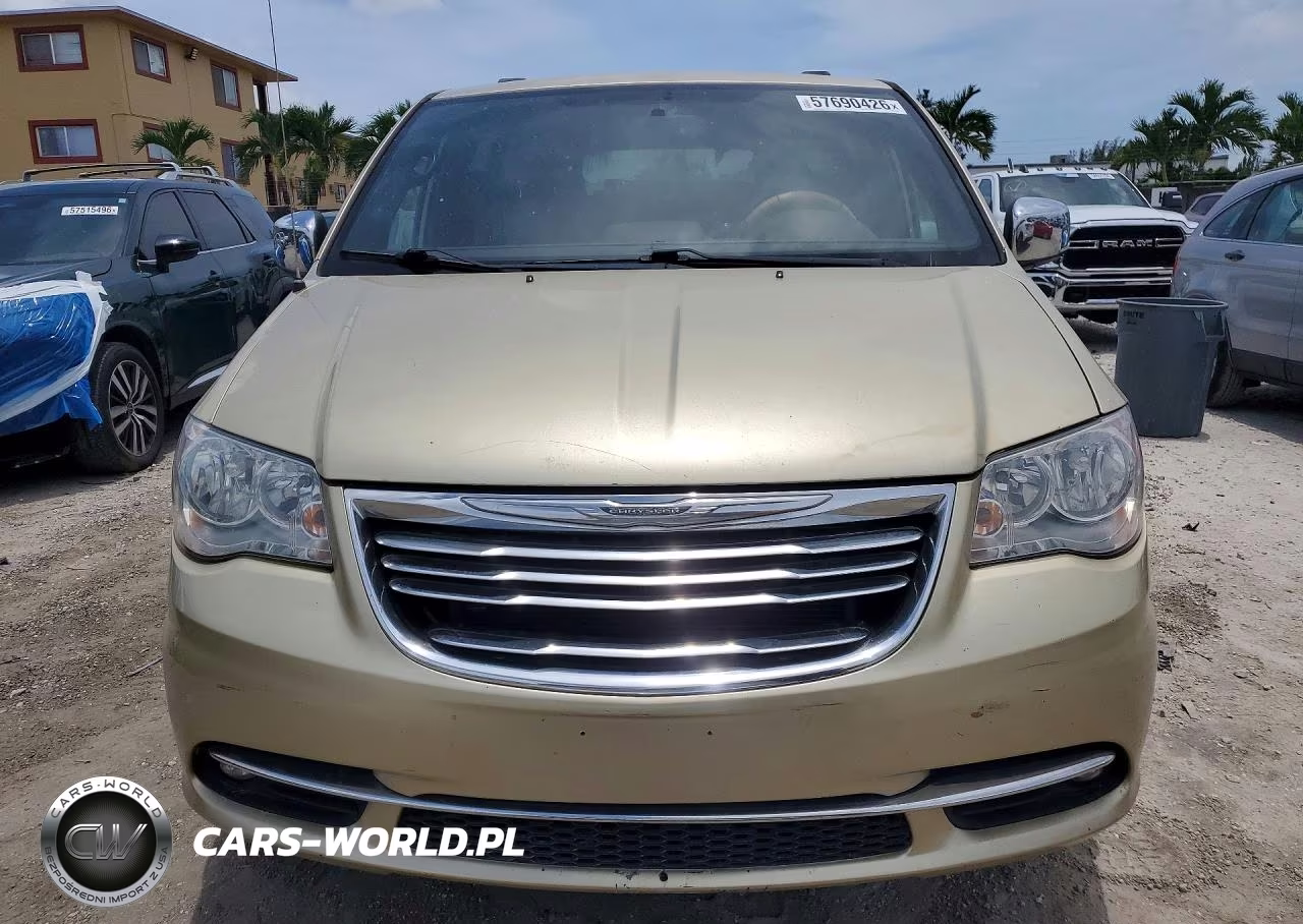 2011 Chrysler Town & Country Touring L VIN:2A4RR8DG5BR763525 - 5