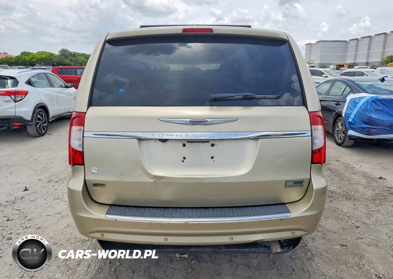2011 Chrysler Town & Country Touring L VIN:2A4RR8DG5BR763525 - 6