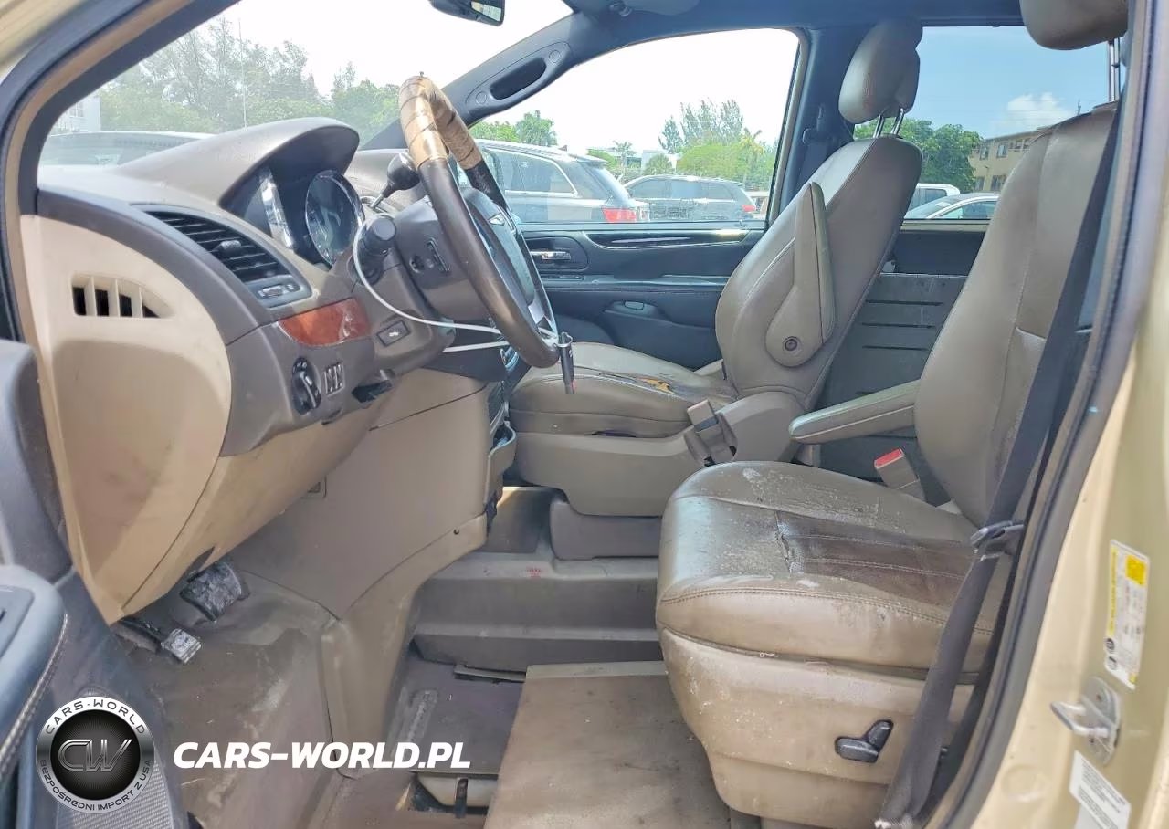 2011 Chrysler Town & Country Touring L VIN:2A4RR8DG5BR763525 - 7