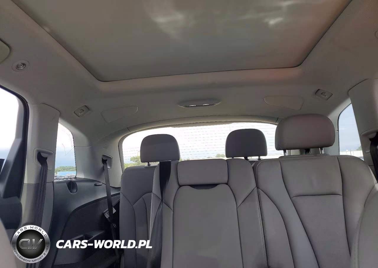 2022 Audi Q7 Premium Plus VIN:WA1LXBF79ND006740 - 10
