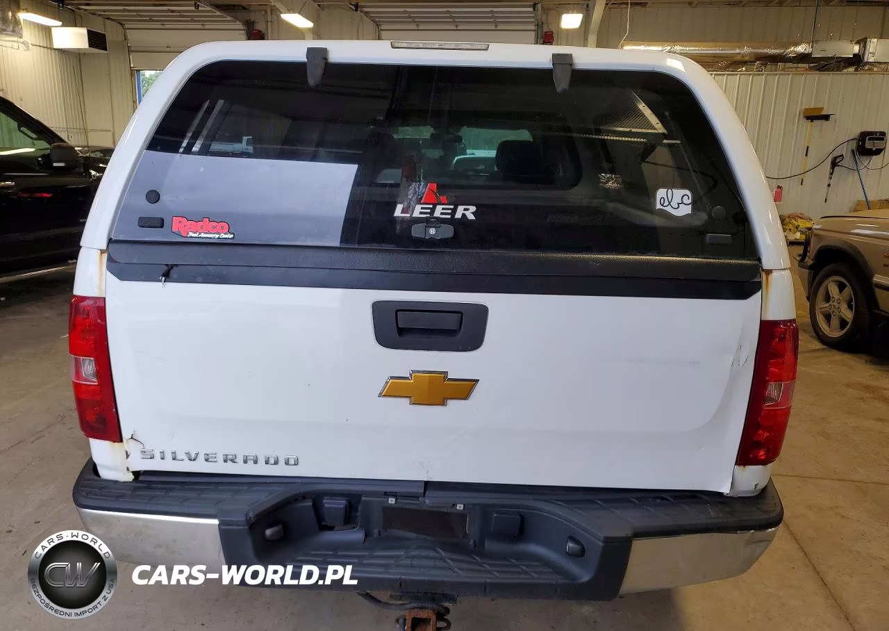 2011 Chevrolet Silverado K1500 VIN:1GCRKPEAXBZ270766 - 6