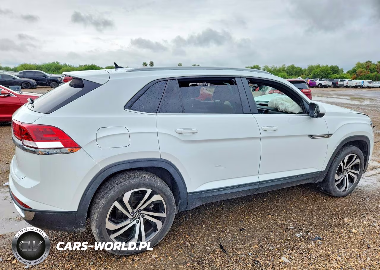 2020 Volkswagen Atlas Cross Sport Se VIN:1V2YE2CAXLC229680 - 3
