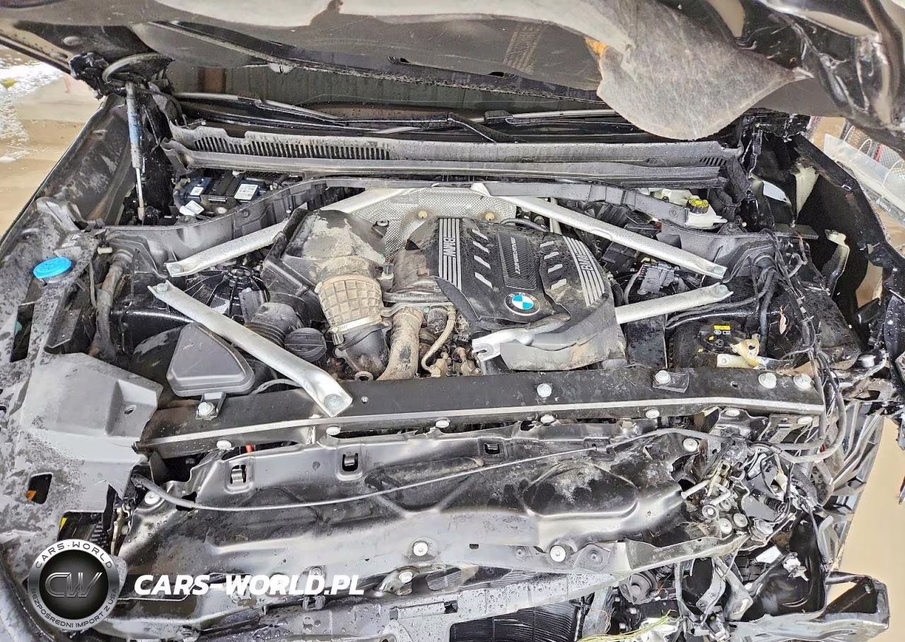 2022 BMW X6 M50I VIN:5UXCY8C03N9K75041 - 11