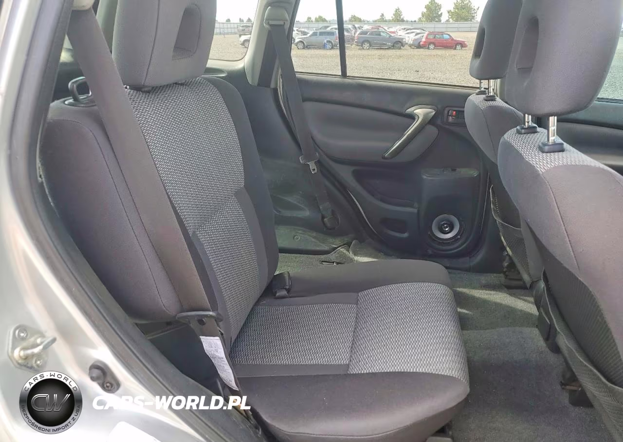 2004 Toyota Rav4 Base VIN:JTEHD20V940015743 - 11
