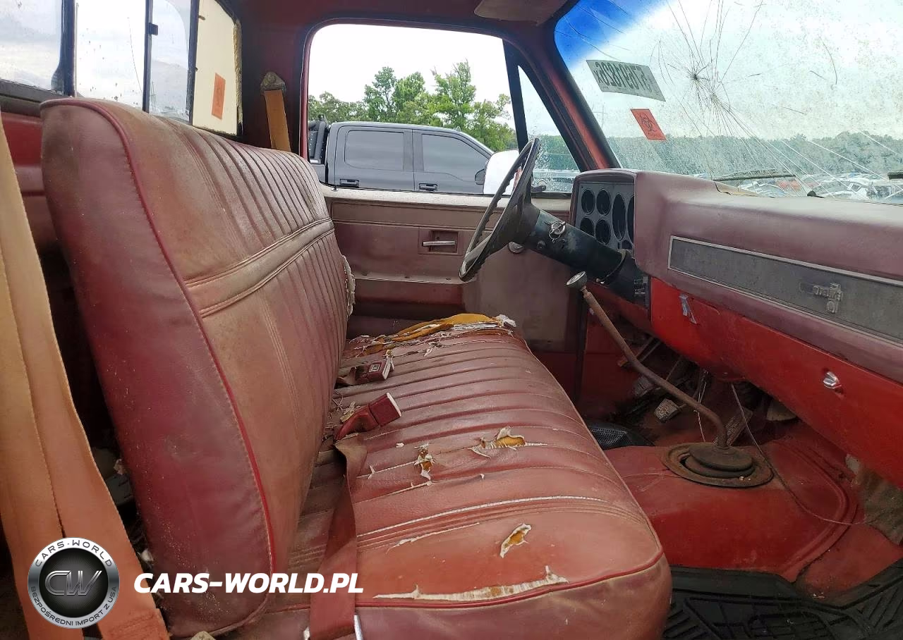 1982 Chevrolet C20 VIN:1GCGC24M6CS186036 - 10