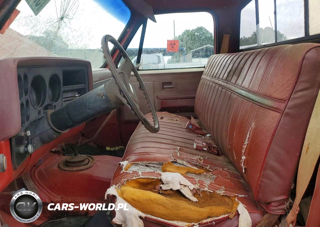 1982 Chevrolet C20 VIN:1GCGC24M6CS186036 - 7