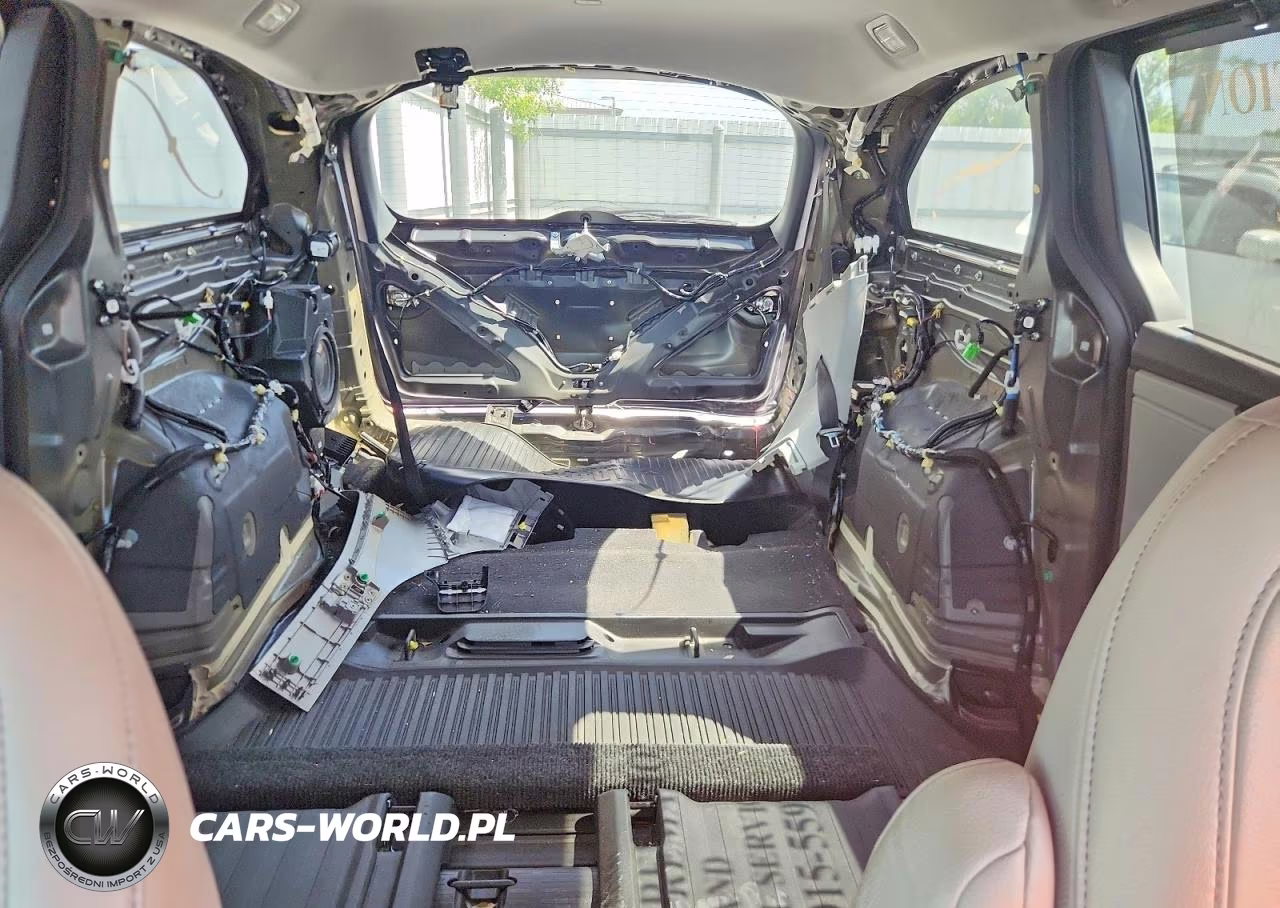 2021 Honda Odyssey Touring VIN:5FNRL6H86MB005920 - 10
