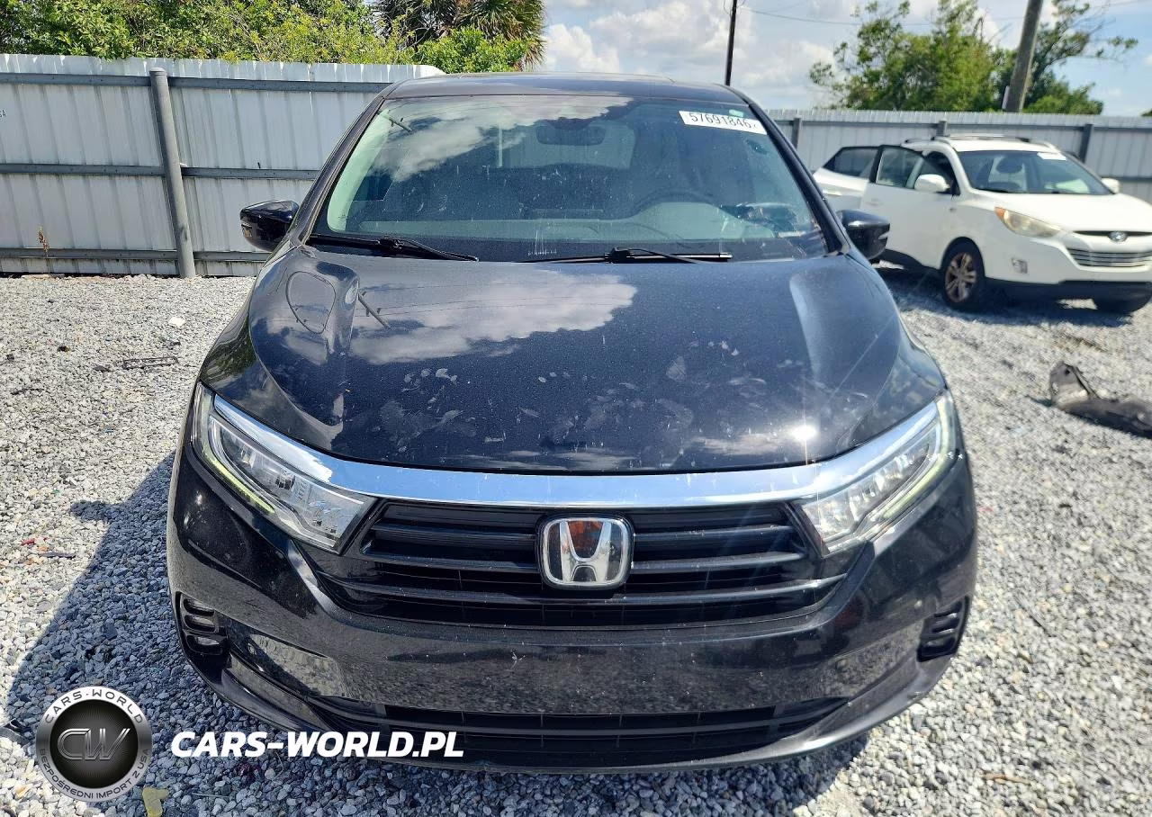 2021 Honda Odyssey Touring VIN:5FNRL6H86MB005920 - 5