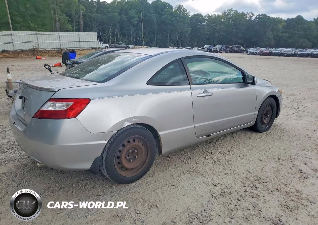 2007 Honda Civic Lx VIN:2HGFG11647H504072 - 3