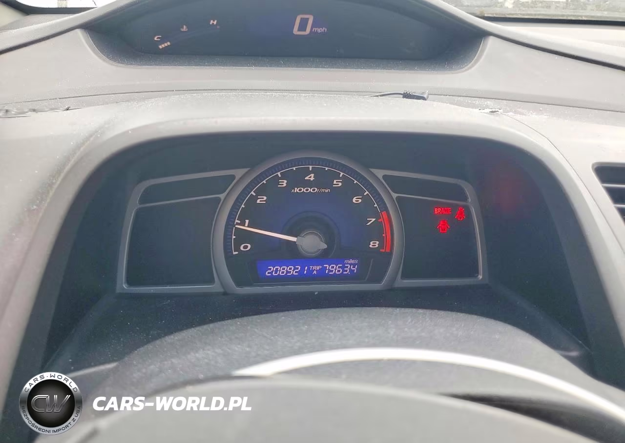 2007 Honda Civic Lx VIN:2HGFG11647H504072 - 9