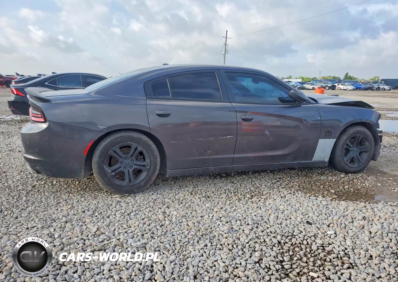 2016 Dodge Charger Se VIN:2C3CDXBG1GH104012 - 3