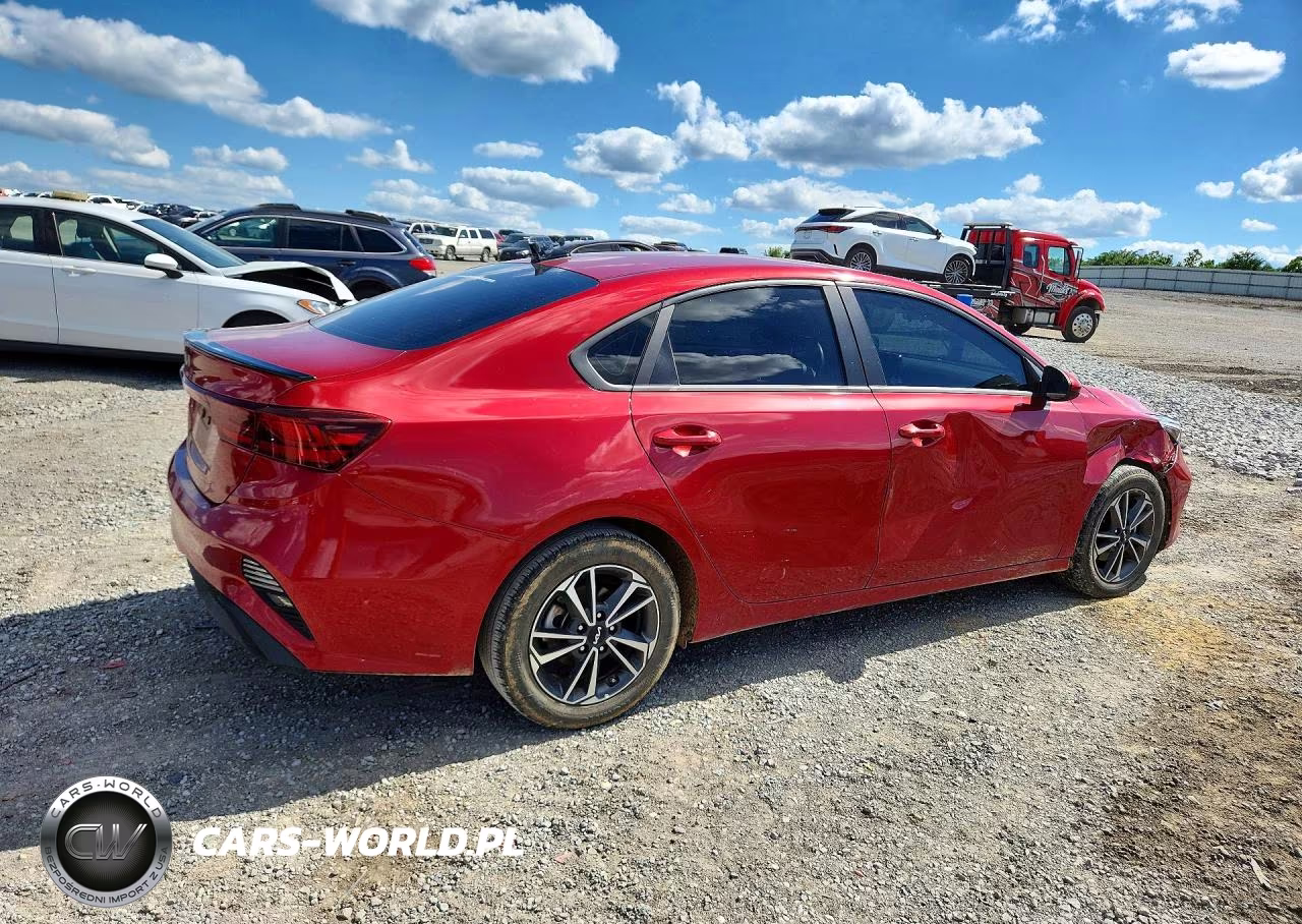 2024 Kia Forte Lxs VIN:3KPF24AD0RE733893 - 3
